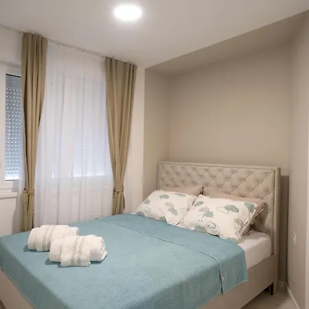 Apartment Alba *